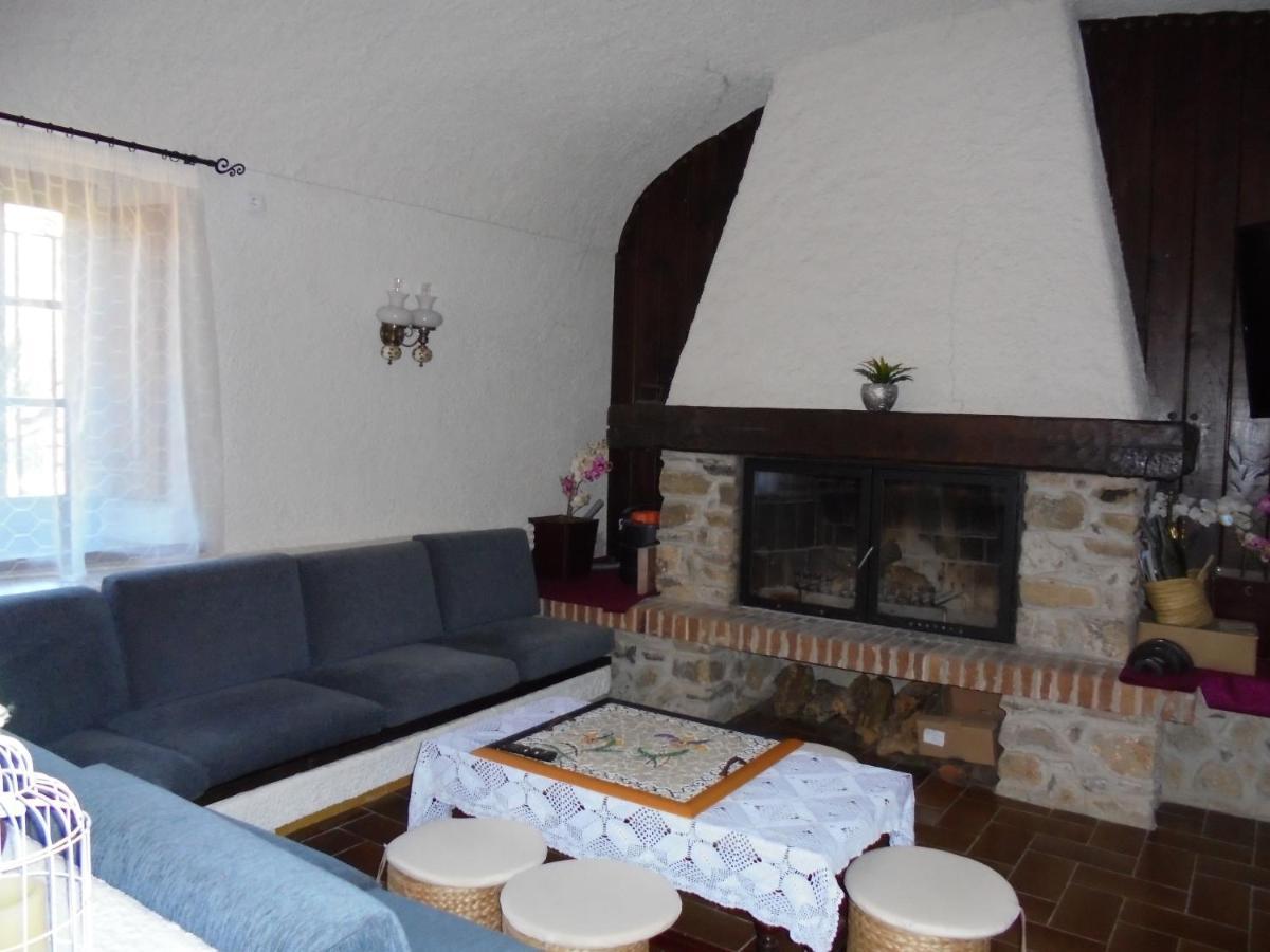 Casa Rural Cal Fuster Experience Terrades Ngoại thất bức ảnh